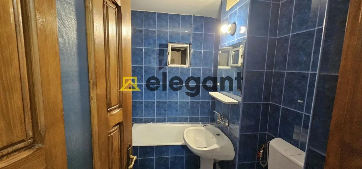 3 decomandate, etaj 1, centrala, bloc izolat, 1 Mai- Spital nr. 1 — imagine 9