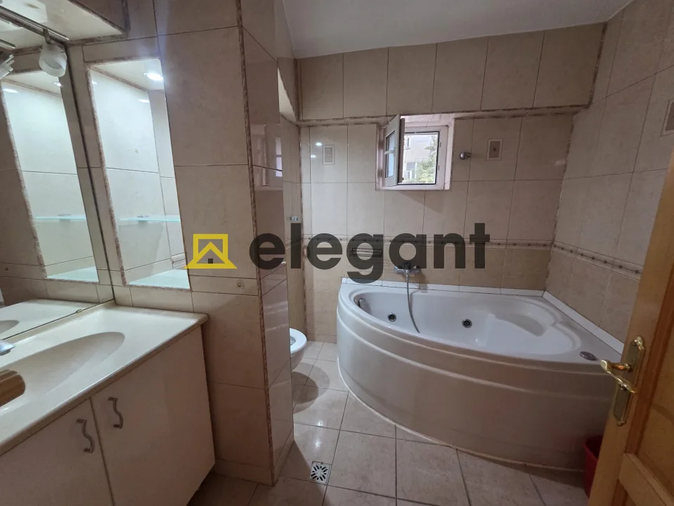 4 decomandate, spatios, modern, centrala, AC, Sarari-Rompetrol — imagine 12