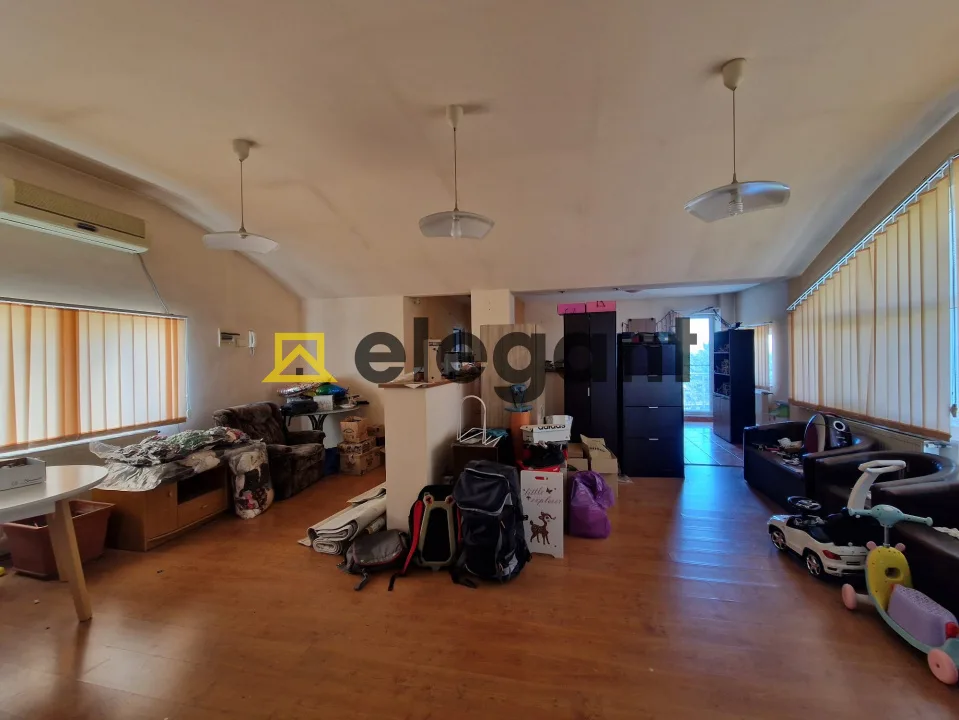 Casa D+P+1E+M si spatiu S+P, 862 mp, teren 690 mp, Piata Chiriac — imagine 24
