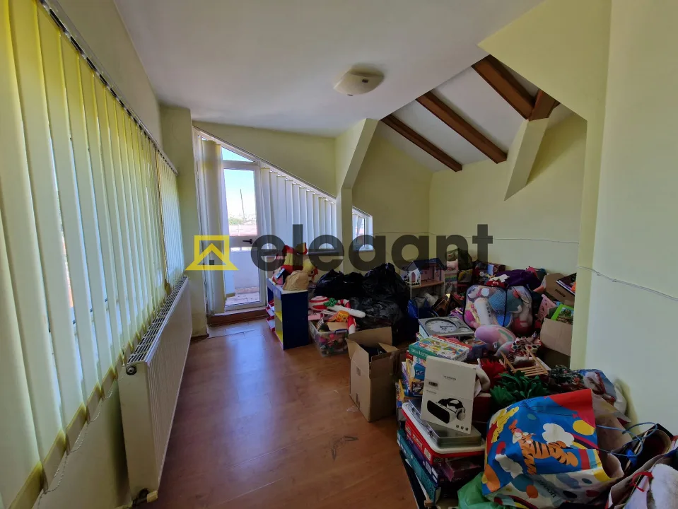 Casa D+P+1E+M si spatiu S+P, 862 mp, teren 690 mp, Piata Chiriac — imagine 26