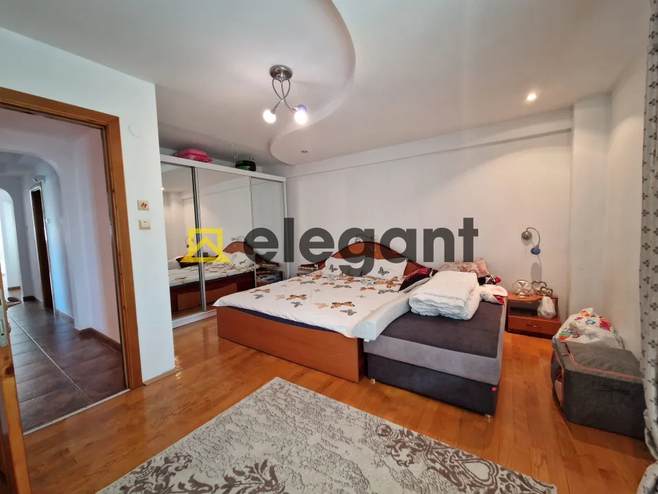 Casa D+P+1E+M si spatiu S+P, 862 mp, teren 690 mp, Piata Chiriac — imagine 12
