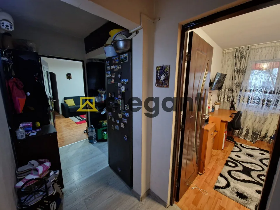 4 camere, AC, centrala, parcare privata, Craiovita-Orizont — imagine 15