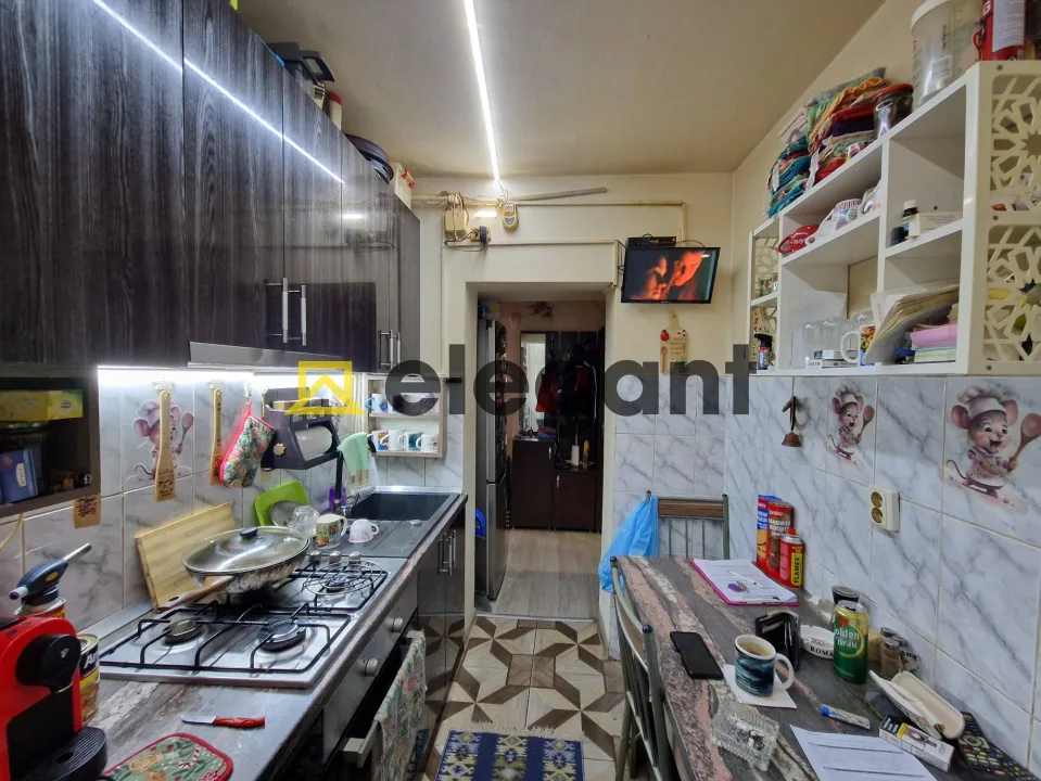 4 camere, AC, centrala, parcare privata, Craiovita-Orizont — imagine 10